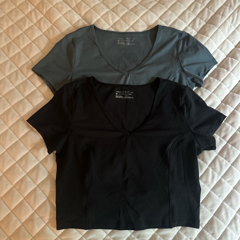 Women's V-Neck Short Sleeve Athletic Tops - Black and Gray